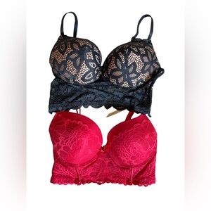 Set Of Two (2) Daisy Fuentes Push-Up Bras 34C NWOT, EUC
